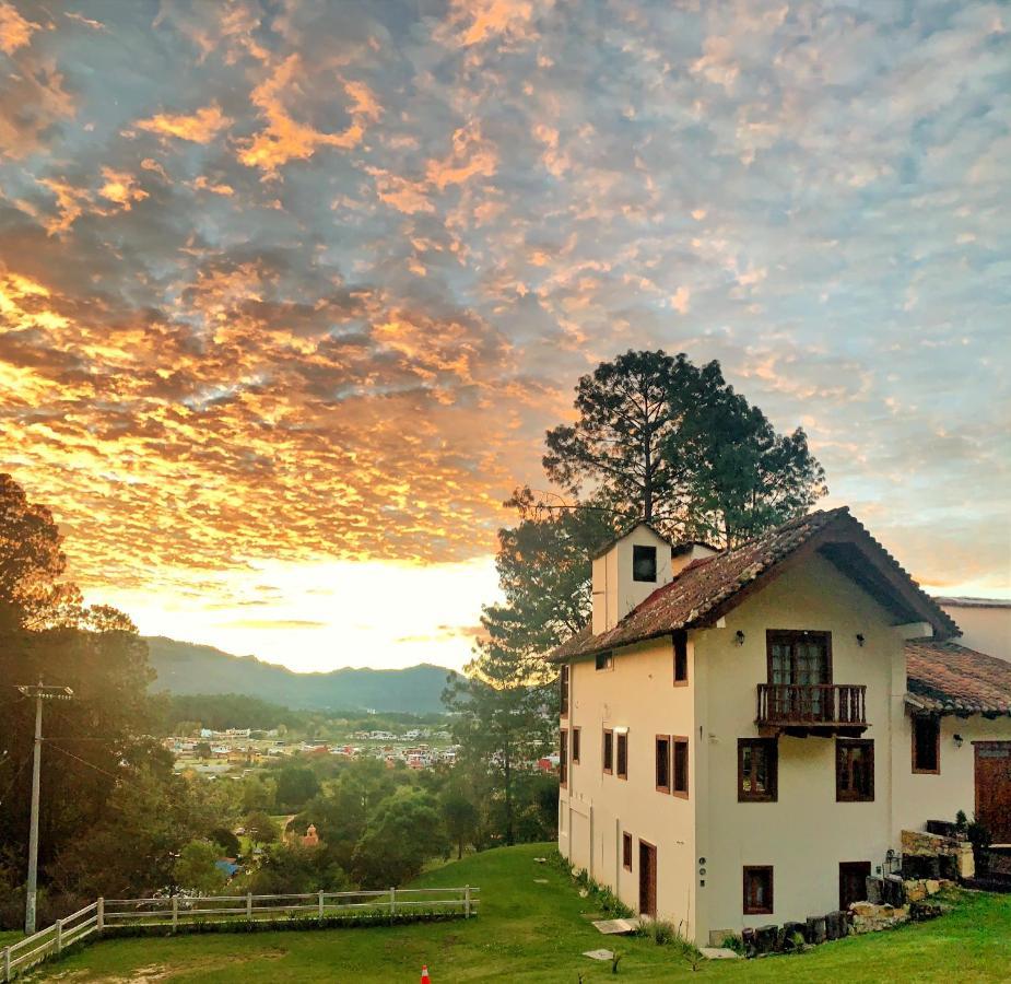 Готель Cortijo La Casona Сан-Крістобаль-де-лас-Касас Екстер'єр фото